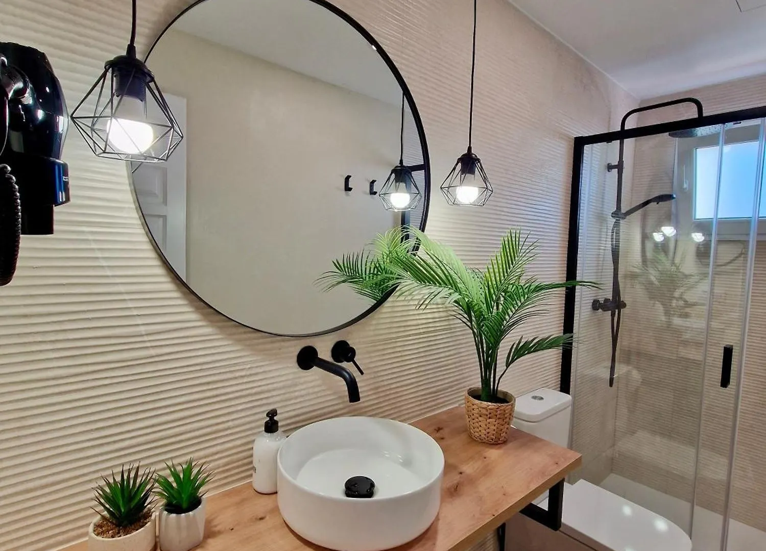 Lejlighed Gorgot P1 I Apartamento Con Terraza Y Piscina Comunitaria Cerca De La Playa Empuriabrava Spanien